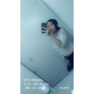 Meet your Posher, Ester